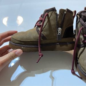 Toddler waterproof ugg boots